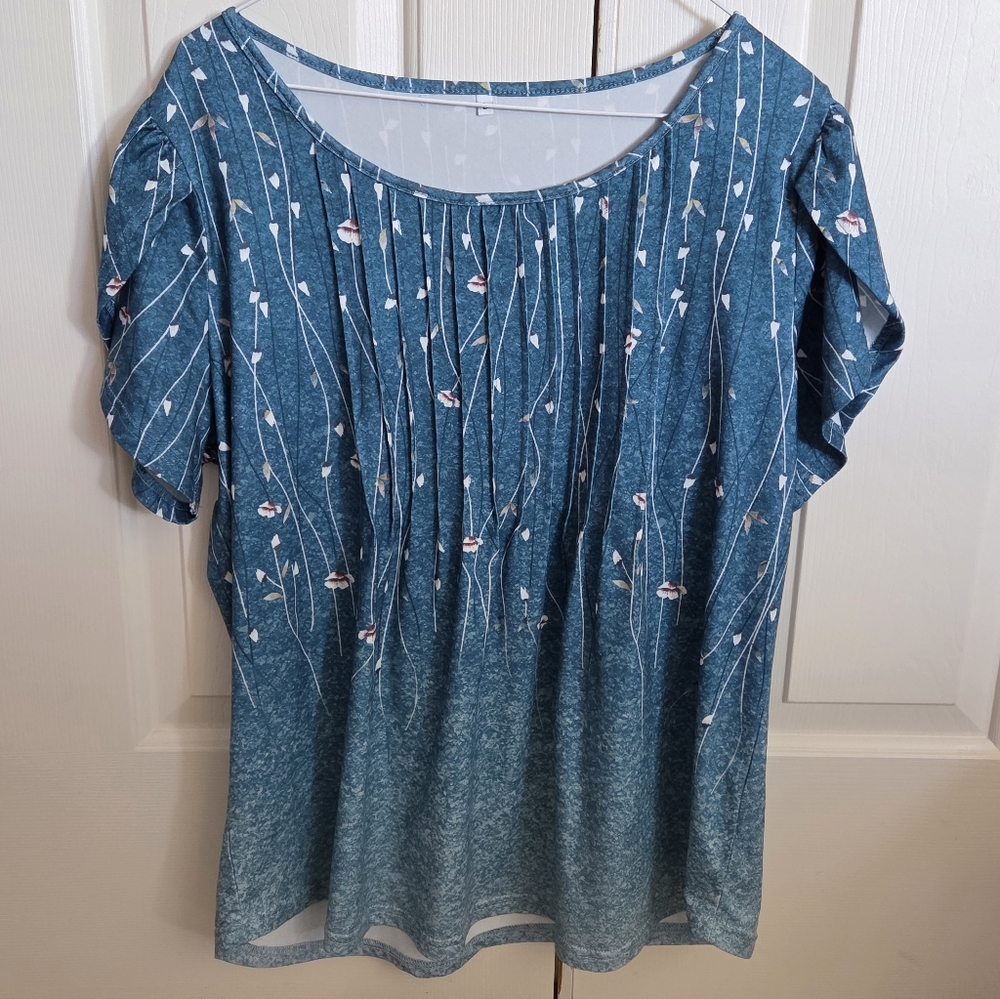 Blue/Green Large Floral Pintuck Spring Women's Top Wedding Guest